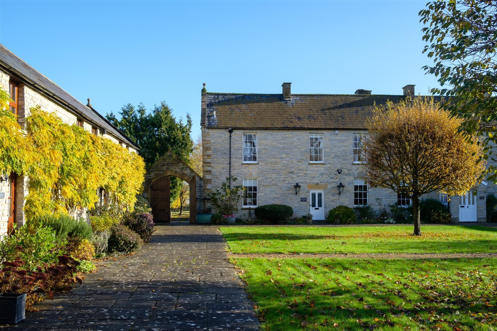 Property Image 62509575-0786-4770-acbb-0b6f06167fbe