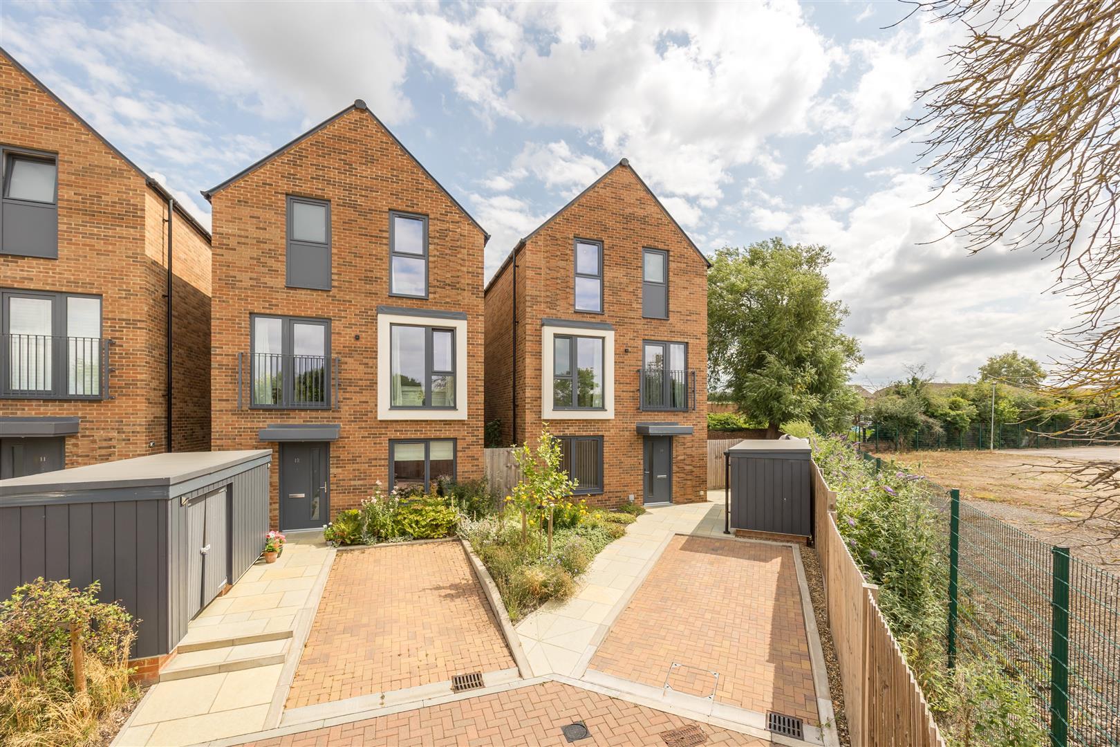 Property Image 625aa361-1b49-4694-a629-05e23433ed52