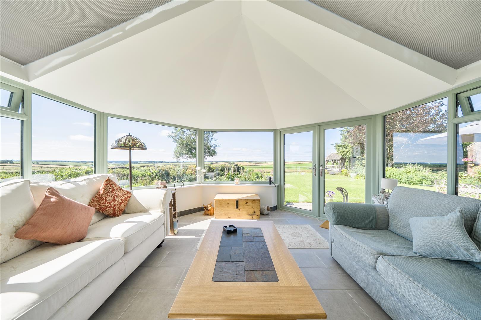 Property Image 626ce8bd-f654-45b2-a332-559568b15404
