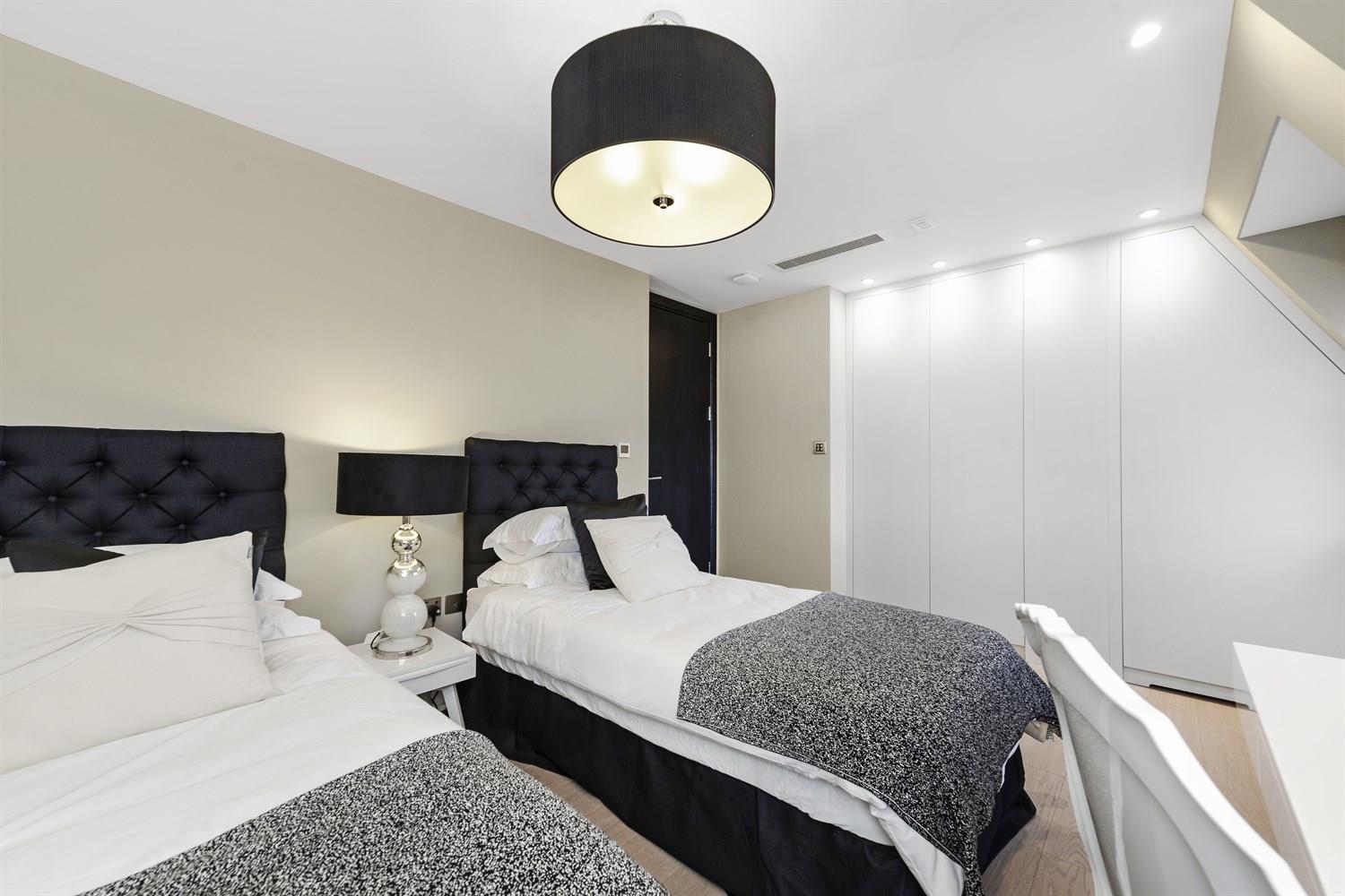 Property Image 626e2dc2-7a27-4993-b93b-555015891712