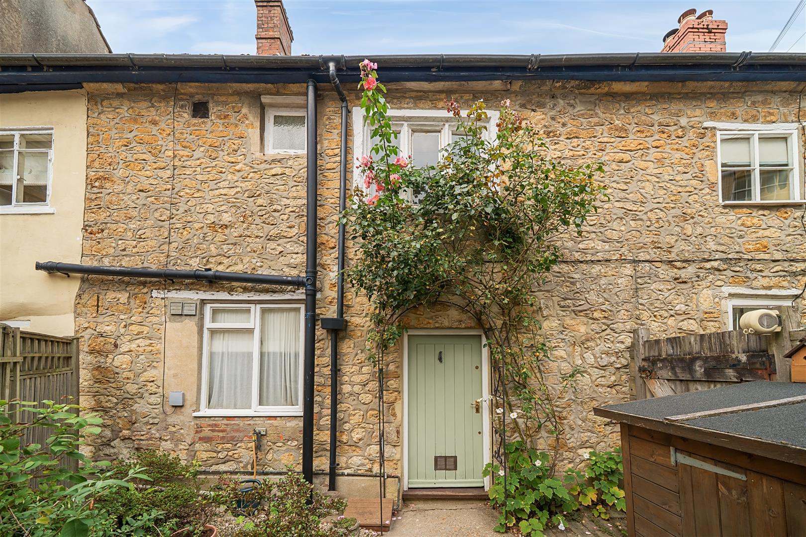 Property Image 62748727-216a-4bd7-8e59-f1372467b3c7