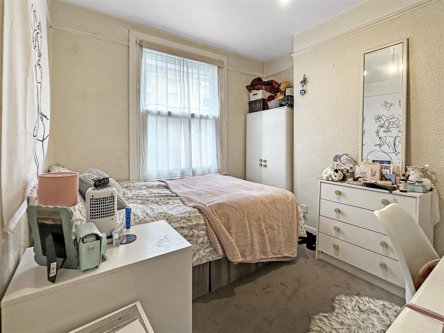Property Image 627e1289-fc6f-4952-9a29-4af22af0d155