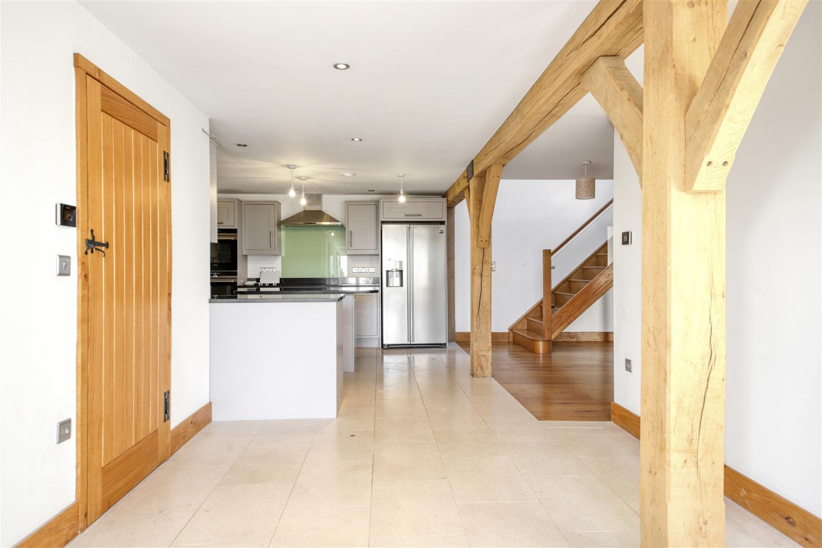 Property Image 6286cc2f-f22e-479d-9978-bef5dff4bd75