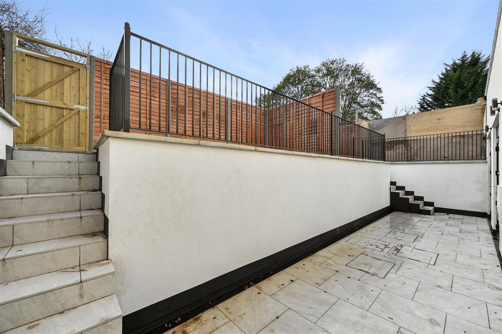 Property Image 629f07e5-ba58-4c82-a387-459c07c8ade9