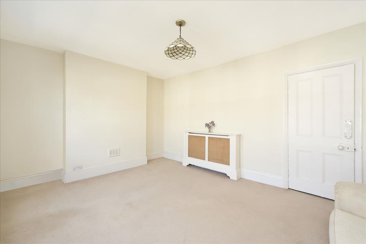 Property Image 62ac5b25-409f-4346-8c53-3419eca60166