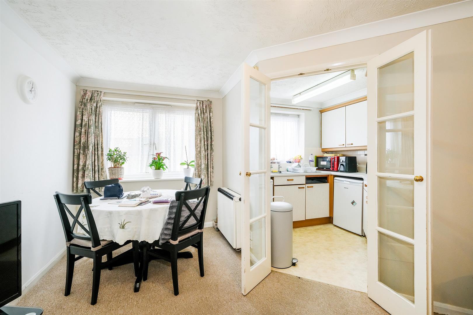 Property Image 62c00382-092e-4c7e-af10-00304a50ae89