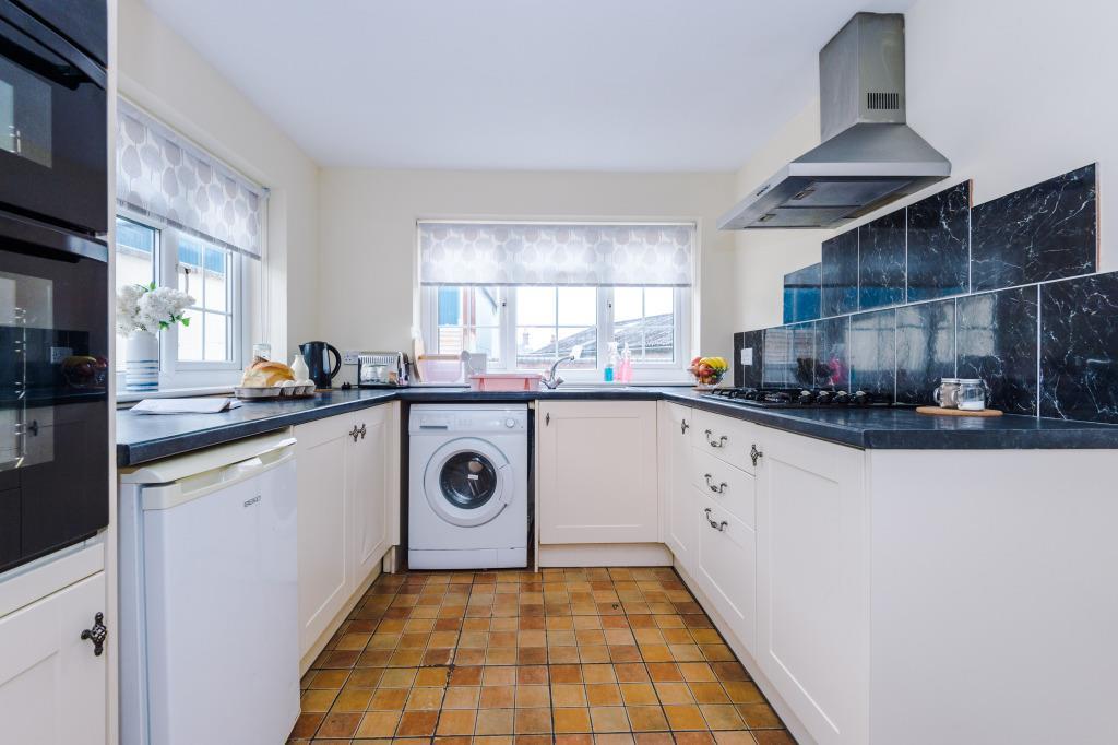 Property Image 62d30146-4ea0-425e-9b19-eba5961315ad