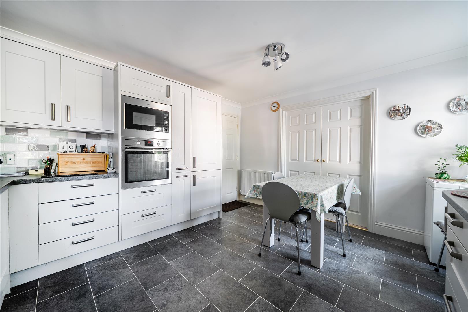 Property Image 62d6959e-81bf-4a36-bb07-33598f1fd667