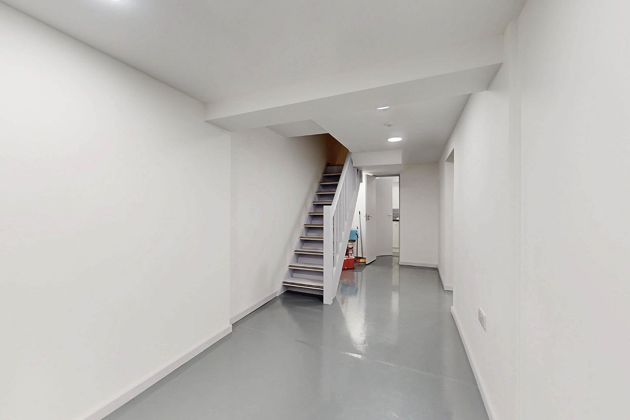 Property Image 62e01368-c1d8-45df-b33d-346400c99b61