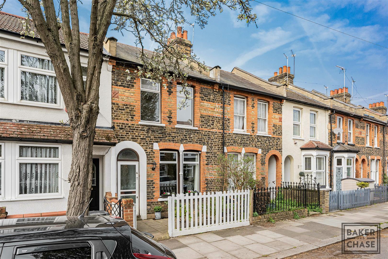 Property Image 62e35bd7-c0f2-43f6-8633-29616b032a7b