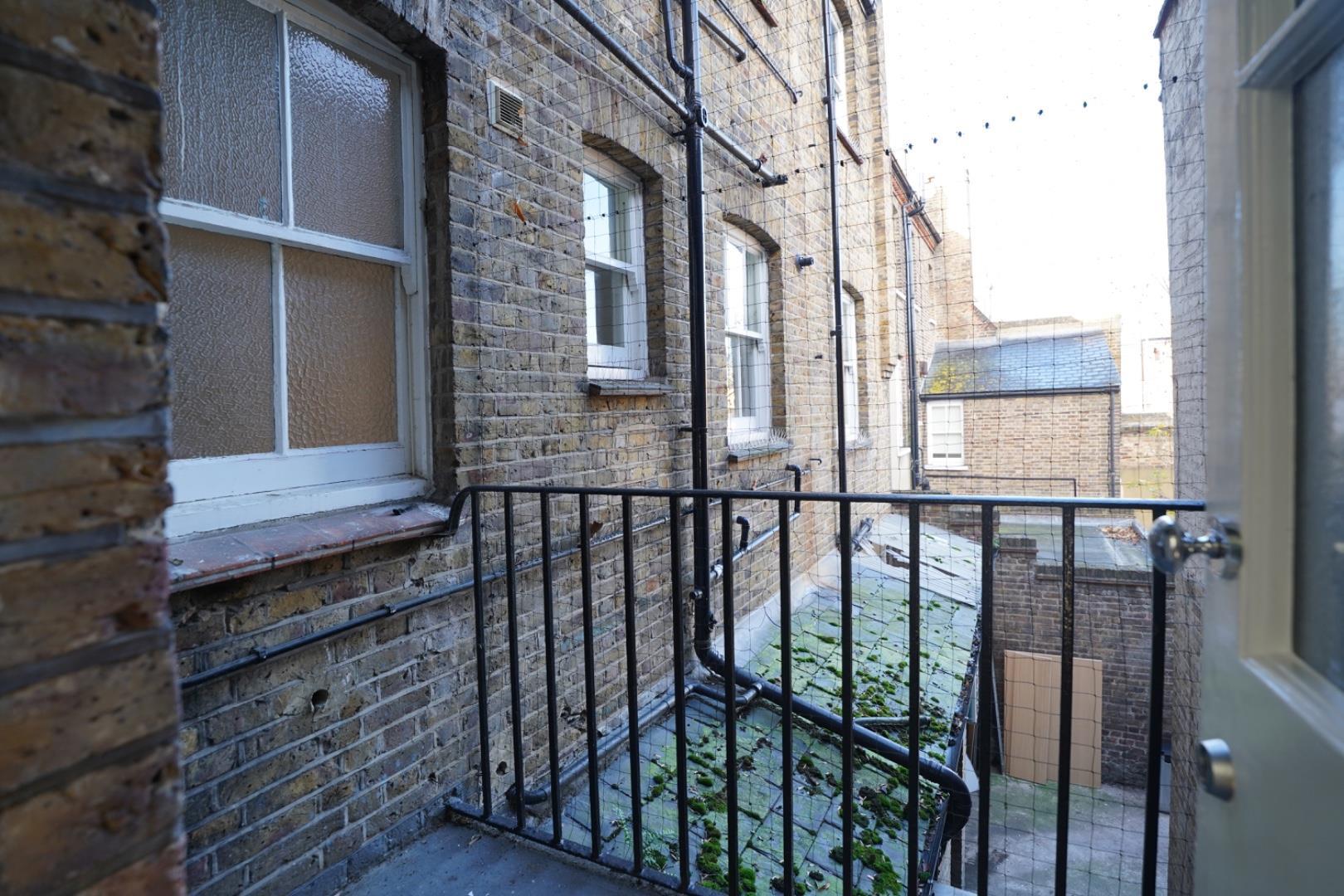 Image 12