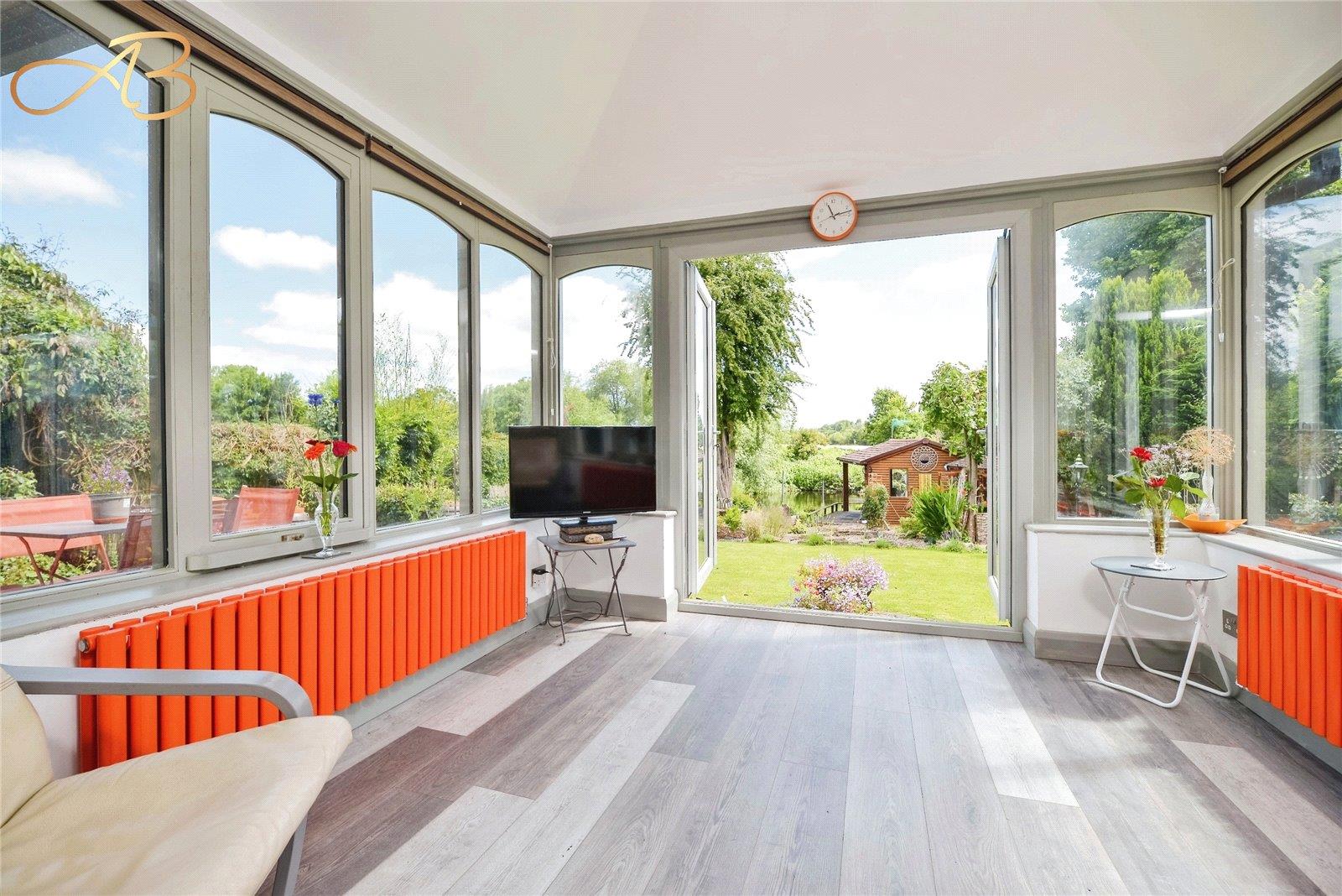 Property Image 62e729ff-df6a-47a7-bb9b-c7a309ba3673