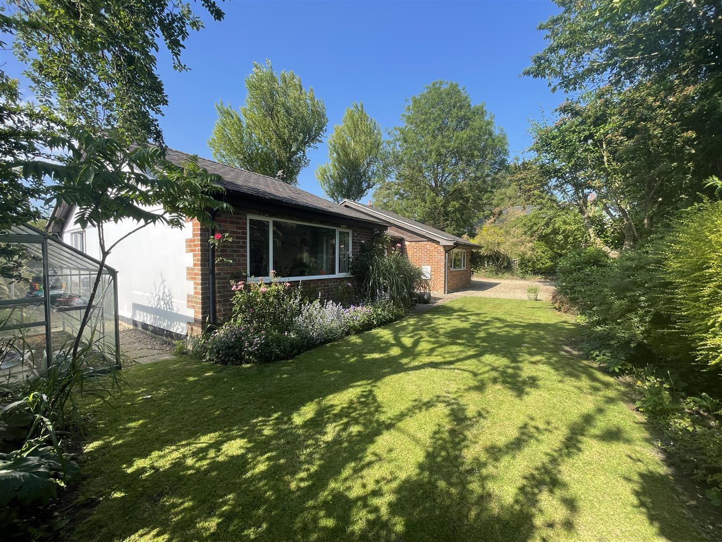 Property Image 62ed034d-3c97-4dea-a1a8-492bc54dd767