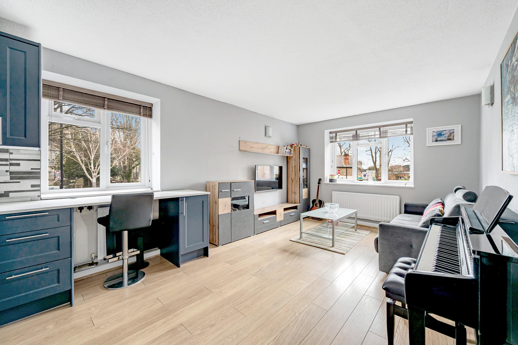Property Image 62f3845e-0dc6-4817-84a9-47f96f3811a5