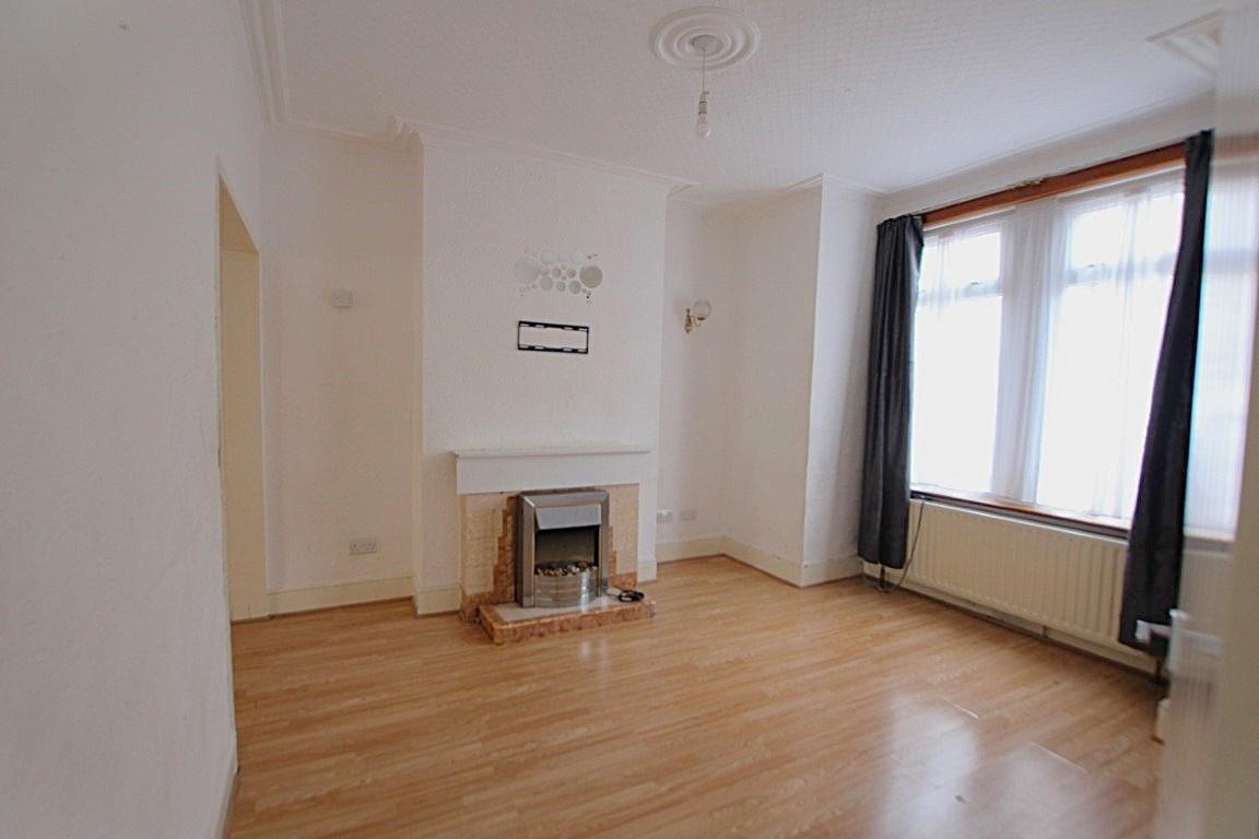 Property Image 62fd612a-57ed-4c54-b769-5effb63b42b3