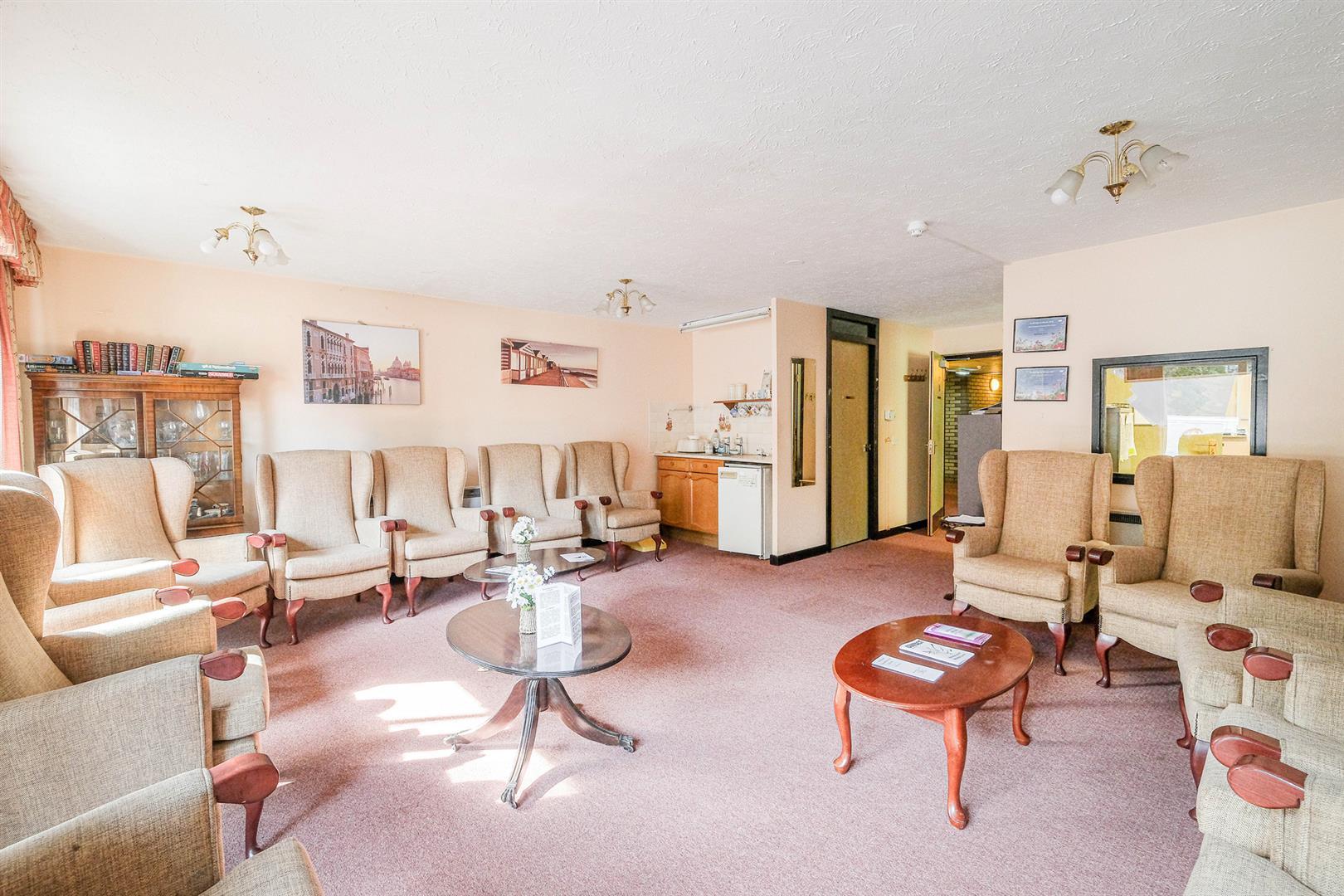 Property Image 6301ee1c-b0bf-42d7-a0e8-a9009d6807f7