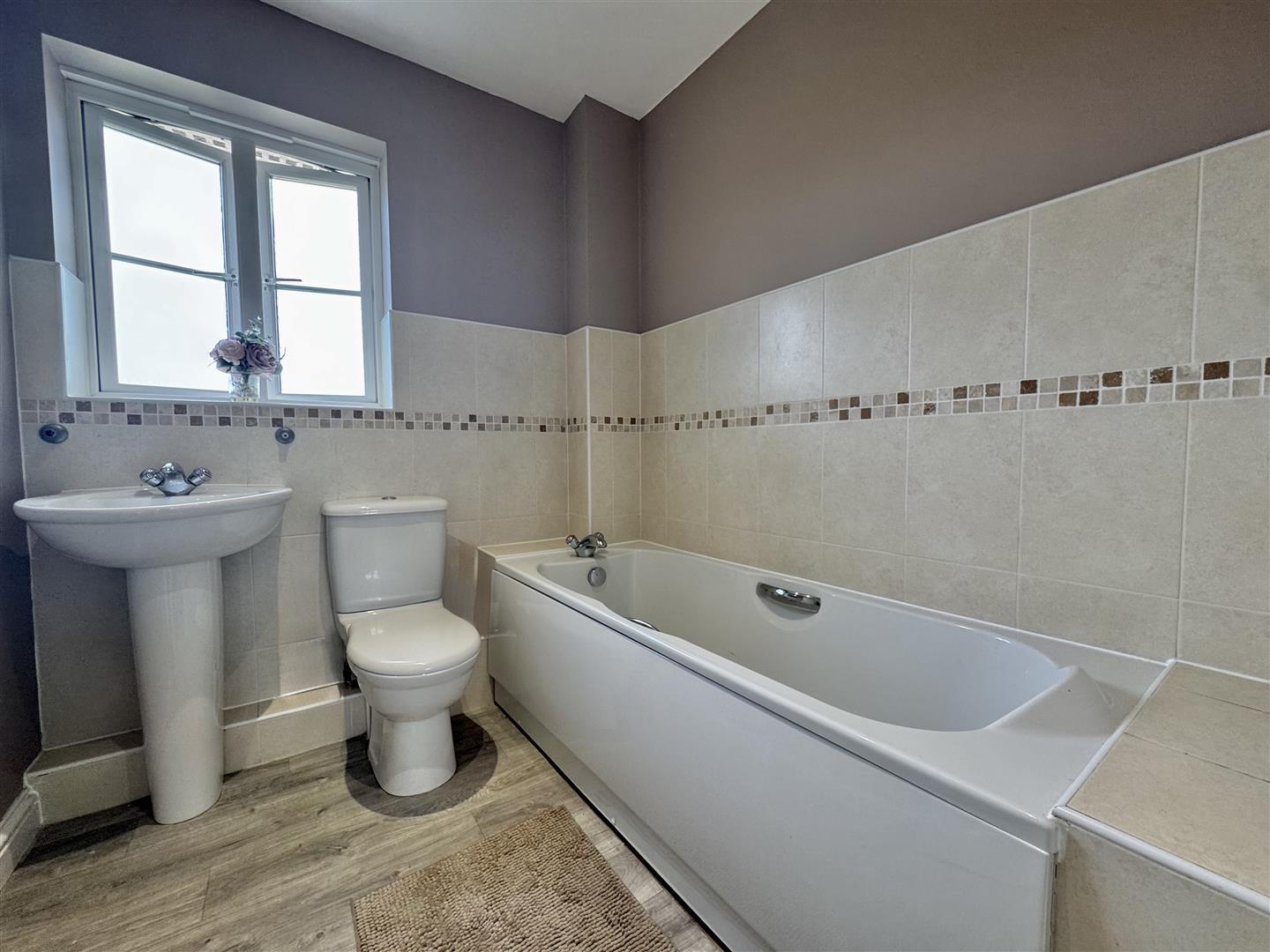 Property Image 630aa3f1-8b02-47c9-b93f-156a155c9065