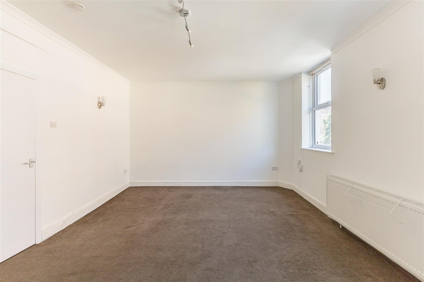Property Image 631e9fda-5fa4-4589-b033-e8266c7ae6fb