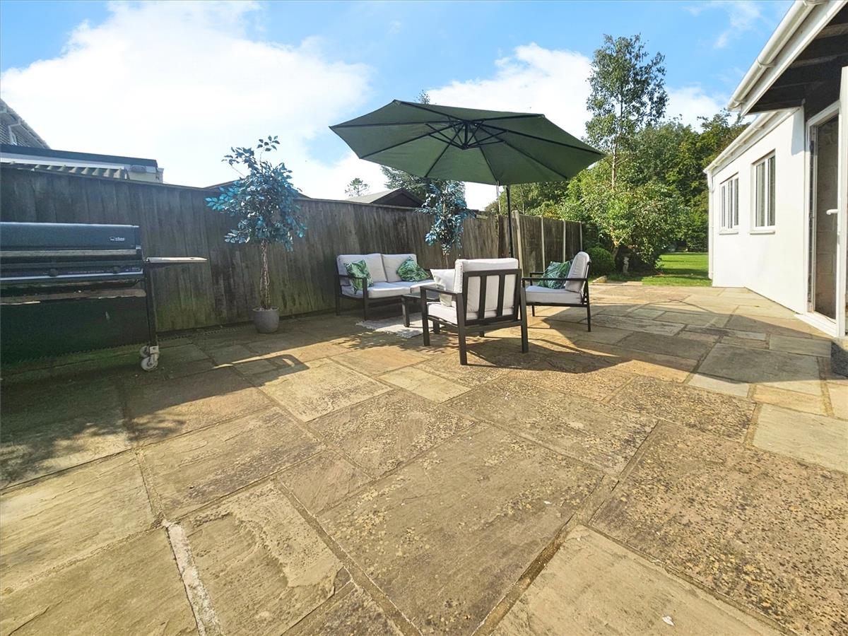 Property Image 6326c638-6980-4080-ab51-c6ea6f41b798