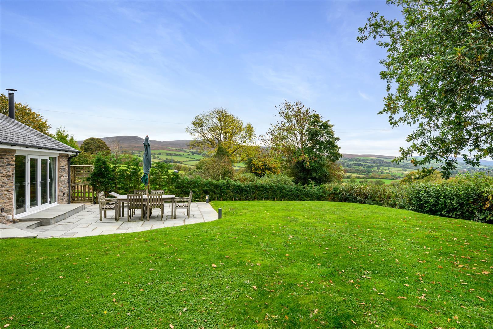 Property Image 63278939-d25b-4b87-8293-ca91320f9c19