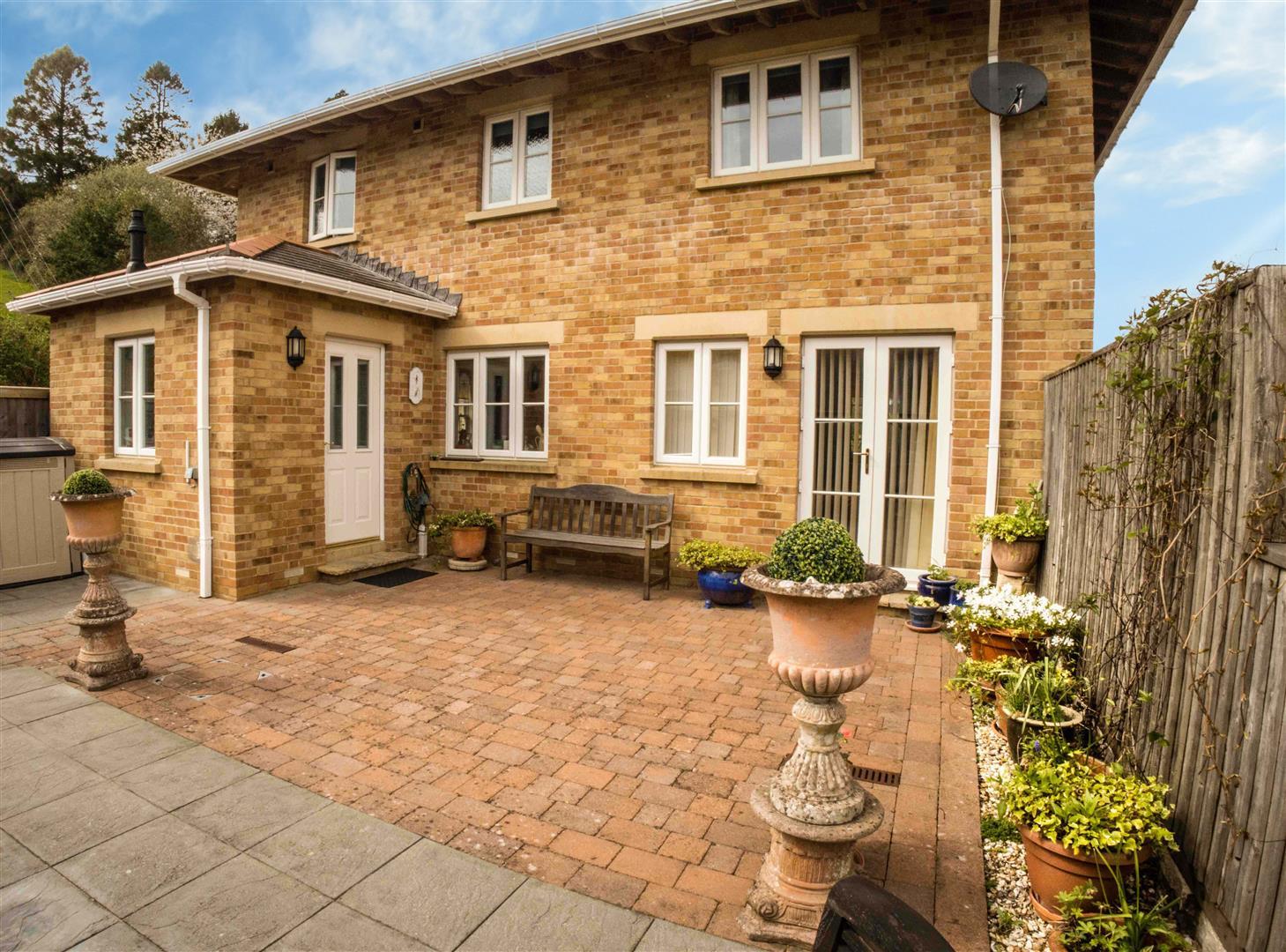 Property Image 6330db3e-4850-455d-ab86-2a6a06ab29d0
