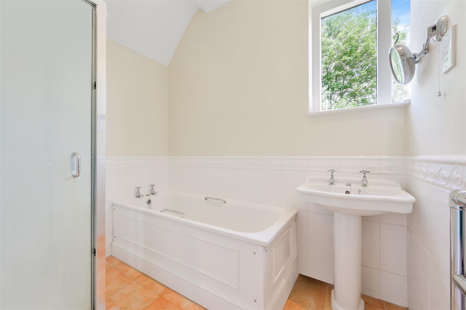 Property Image 6335d119-6354-4828-bbf7-0f37a352b345