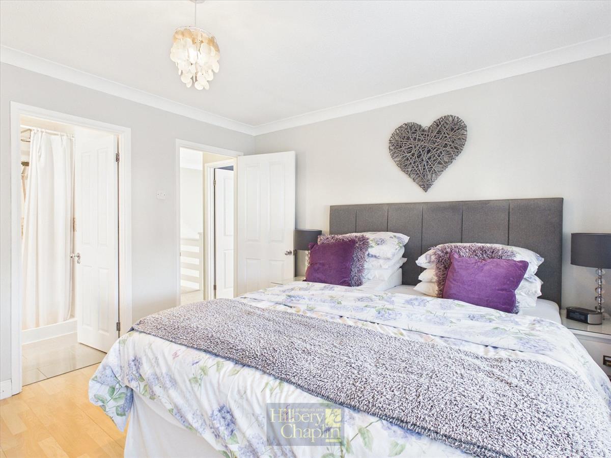 Property Image 633615bd-4e91-43ff-baf1-0b8daa105414