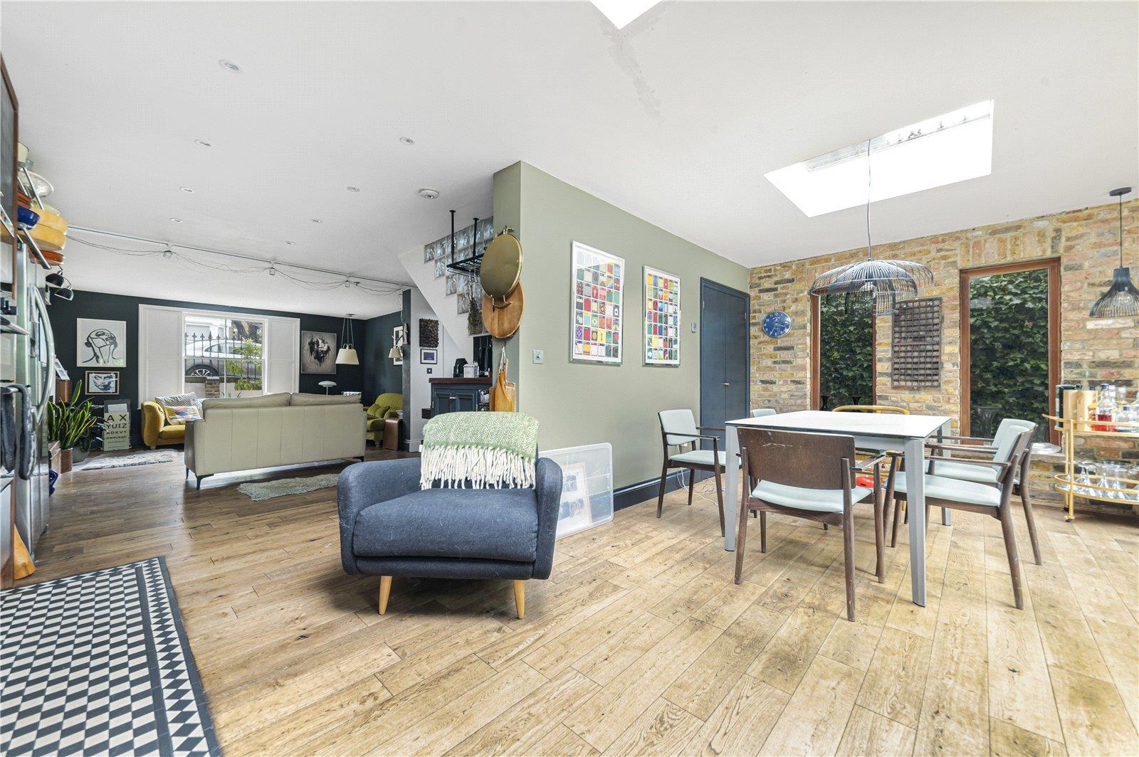 Property Image 6349d73e-a001-4edd-87d3-f96587da7dfe