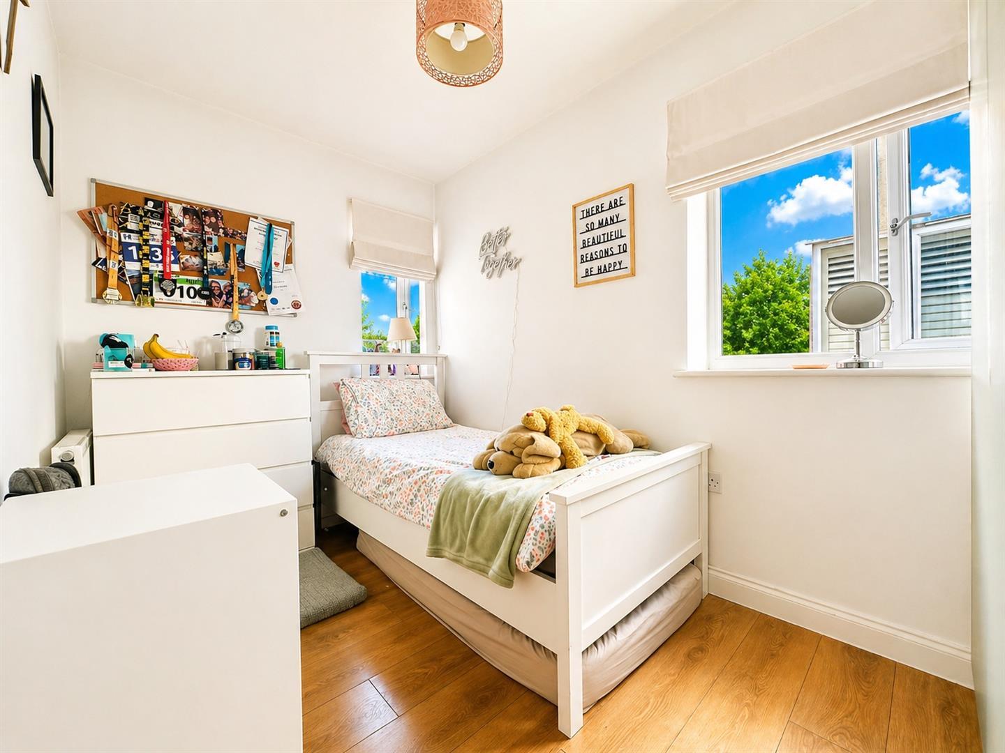 Property Image 634ea35e-2c62-4676-a973-58572ec69cf8