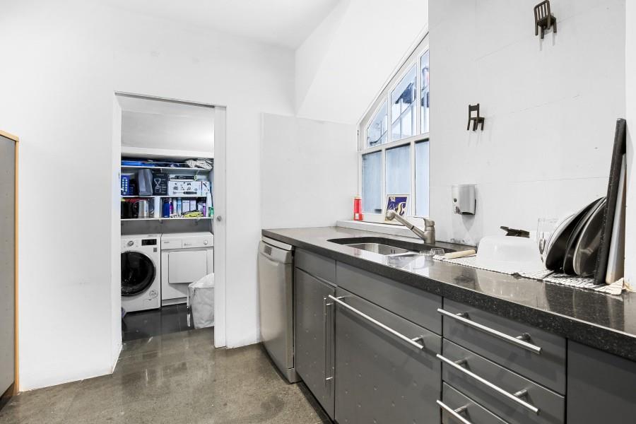 Property Image 6351ff22-f43f-49ef-9887-721d59bd7933