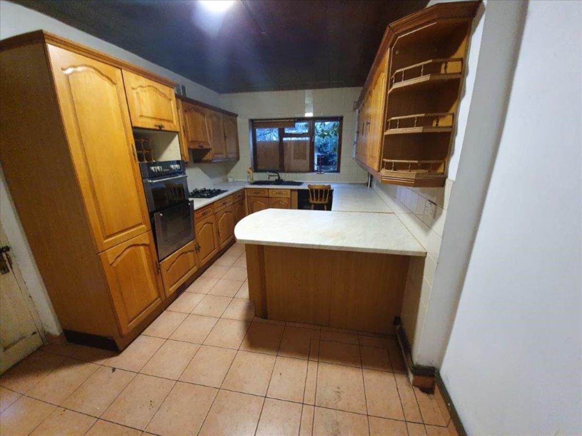 Property Image 636673f9-dfc7-45ee-a830-a4af59755ed2