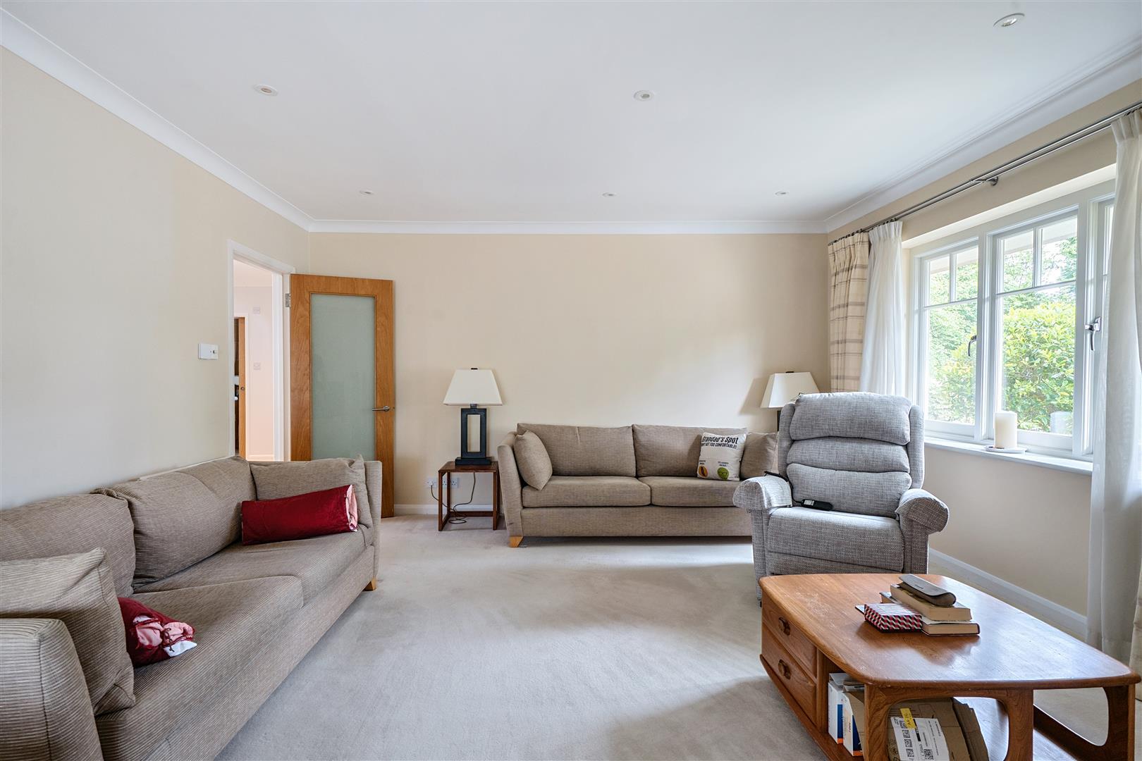 Property Image 6368c0e7-e3c6-4c8b-8e51-1782ef39bbc0