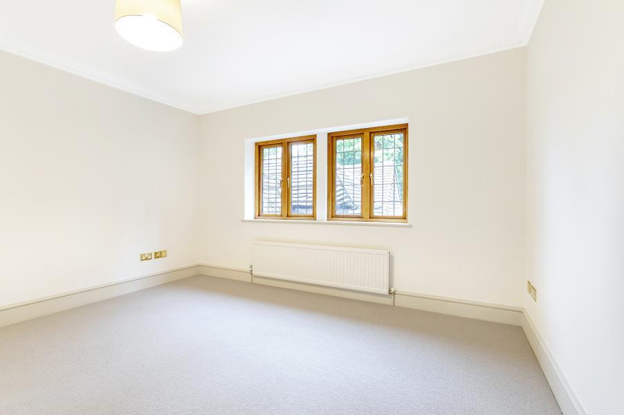 Property Image 636b3e9c-023a-42d8-bc07-04697c6d8936