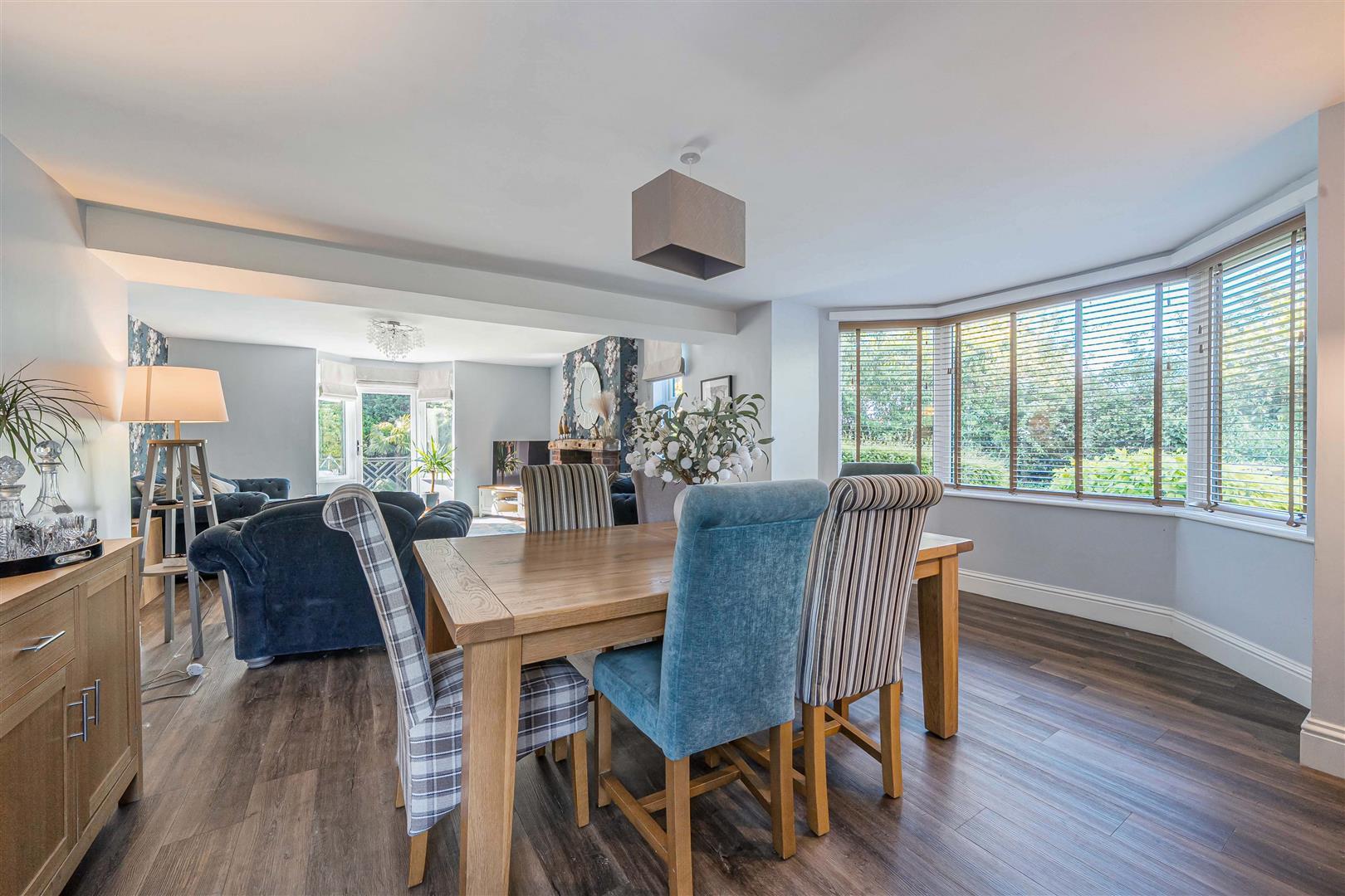 Property Image 63761595-86ba-4ee8-a270-cd8d81e0195b