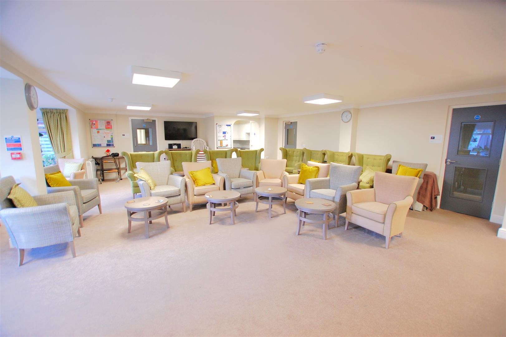 Property Image 637af25b-9dc9-437f-93aa-3b3434207d18
