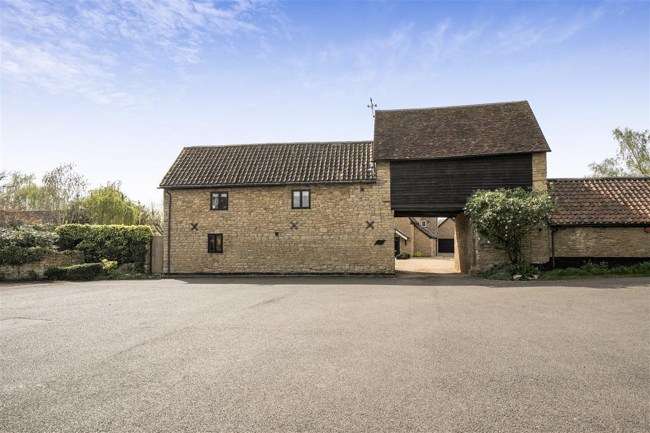 Property Image 639f24f4-24bb-4a80-bd8b-b168078c2032
