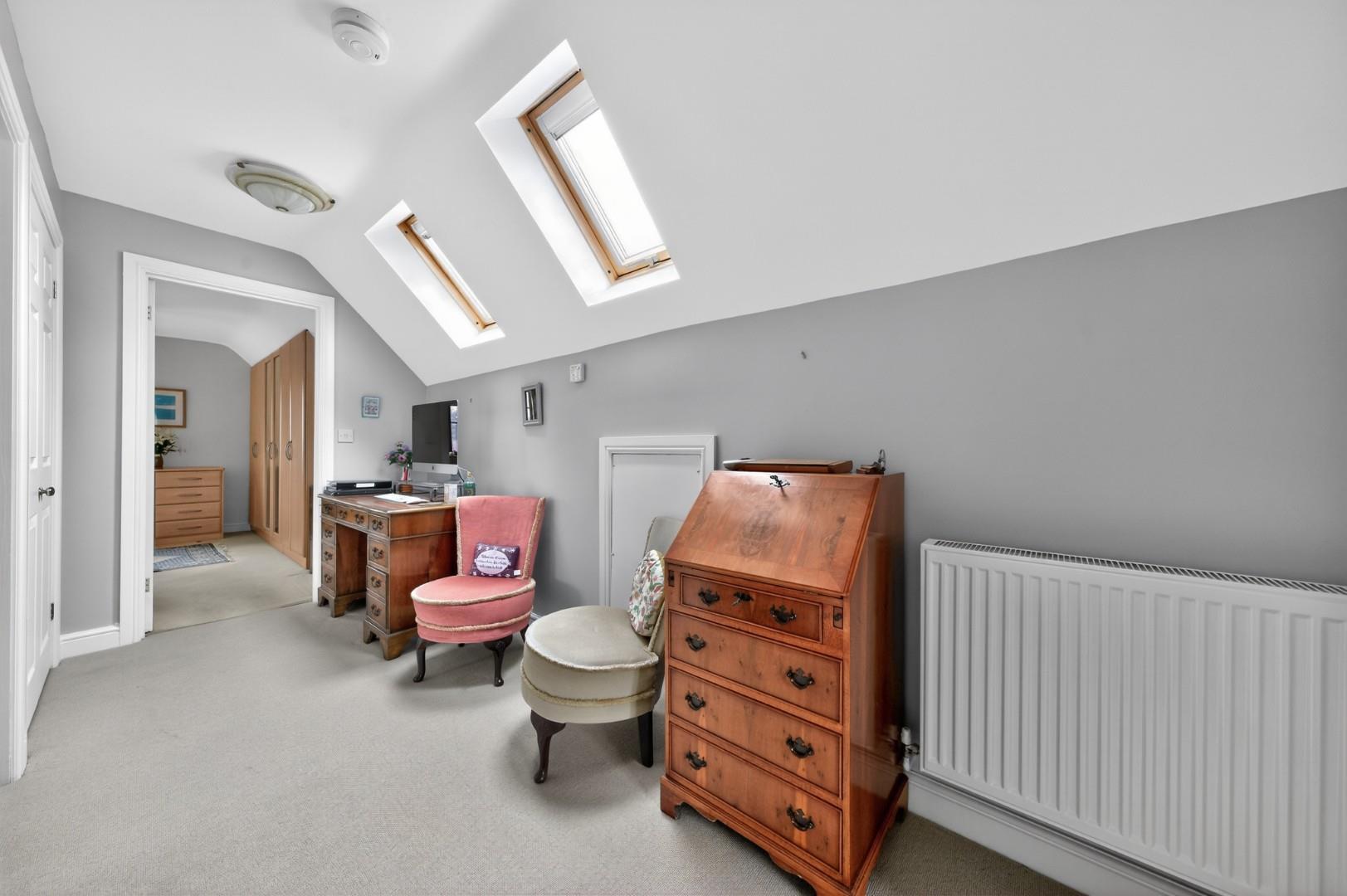 Property Image 639f7d30-eb4f-44a7-82b6-e2ba84c87aa1