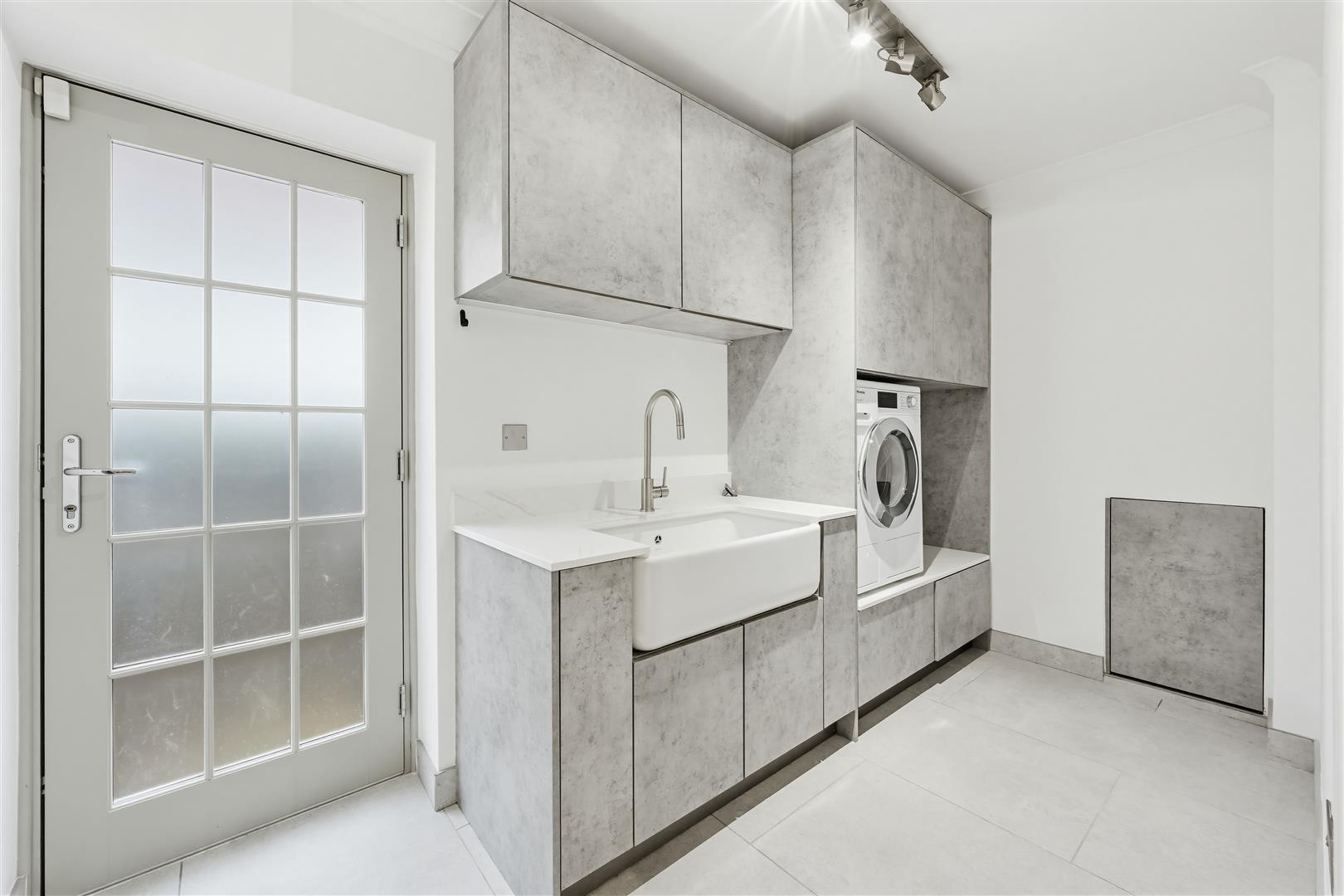 Property Image 63a0afc3-4a63-4b2a-b0cc-d942cd349247