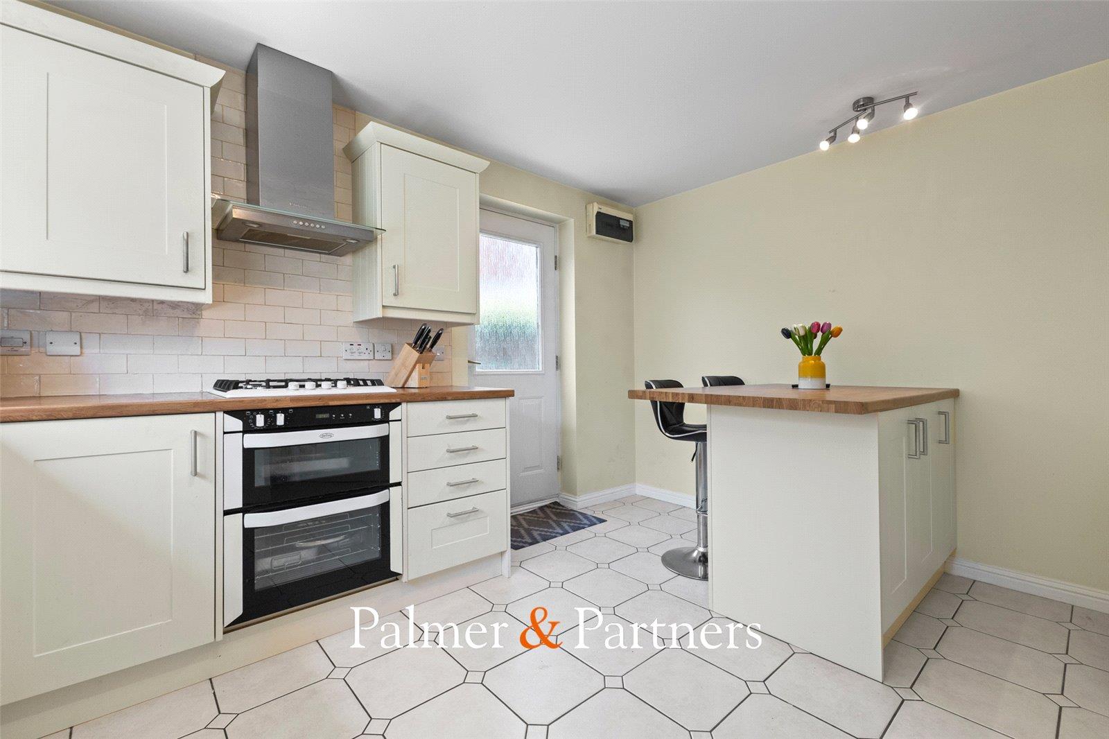 Property Image 63a68f73-81a5-4f4c-ae3a-9546292f85ca