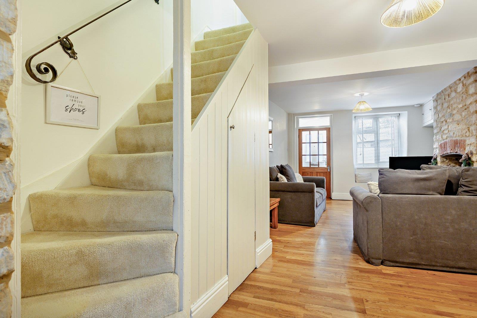 Property Image 63a7bfa9-2f3d-47f2-8ae8-68a493dcbf08