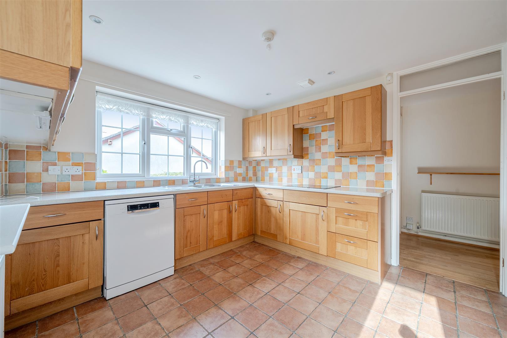Property Image 63aa6a3d-dd5f-4038-94c7-7d2060bc98f9
