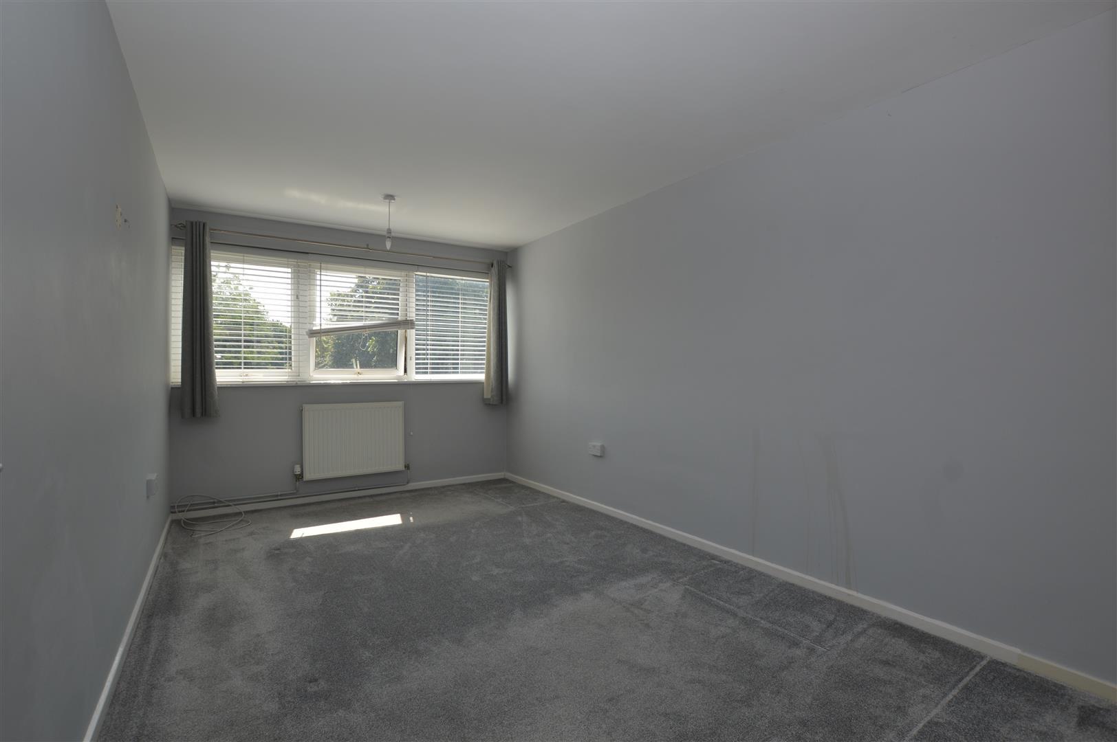 Property Image 63be063d-d142-47ce-9a86-3a95e9a3a557