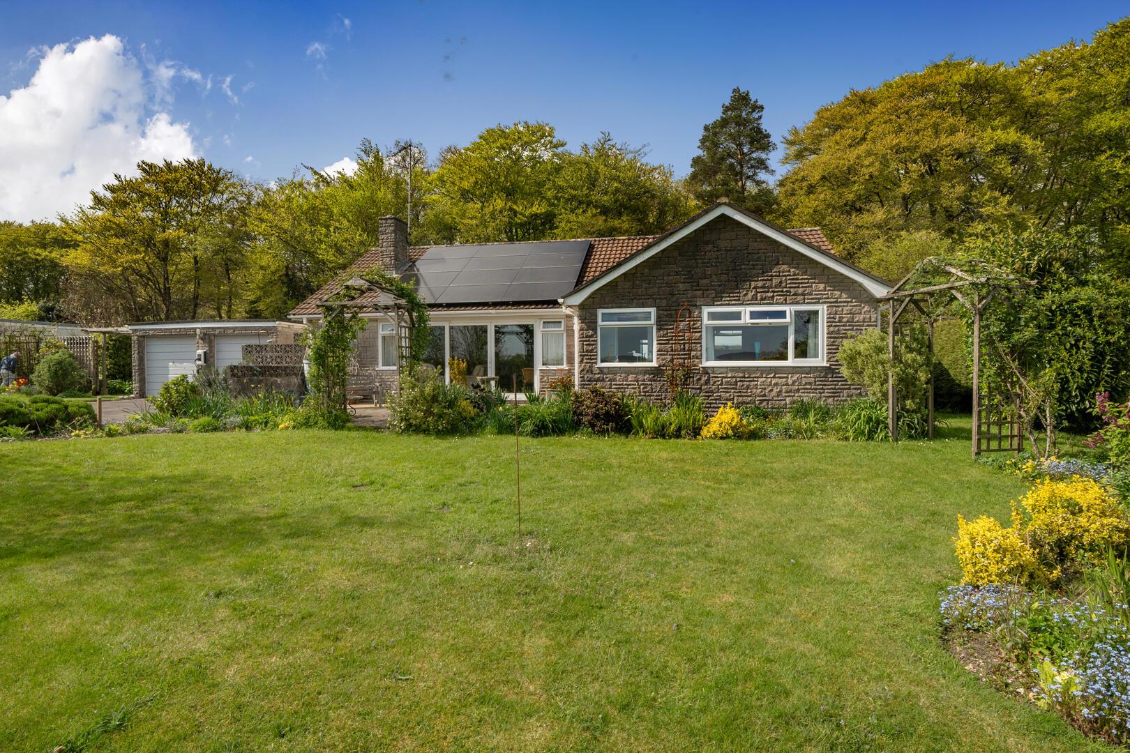 Property Image 63c6e0e6-1911-46d8-a988-25cd84d6caa6