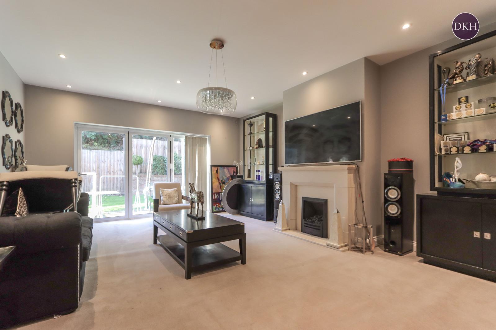 Property Image 63cde405-3e22-47b2-87a9-054306526a2c