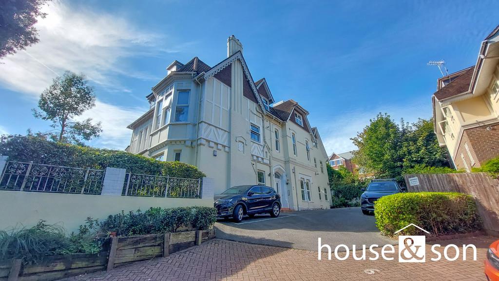 Property Image 63dbd3d6-e396-42f1-8828-3909ed1f5f9f