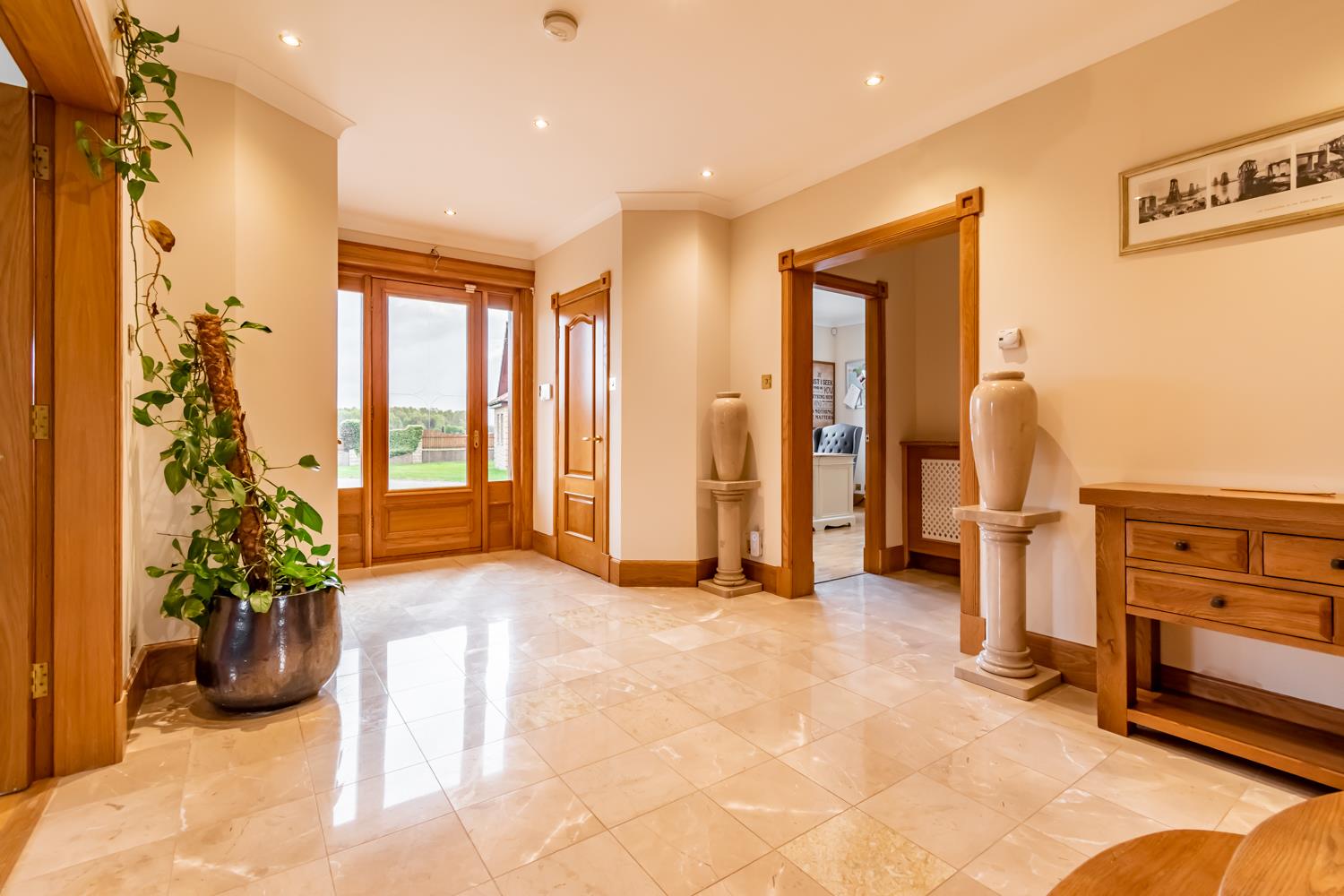 Property Image 63dca020-6859-4075-b21e-6efaa8112f78