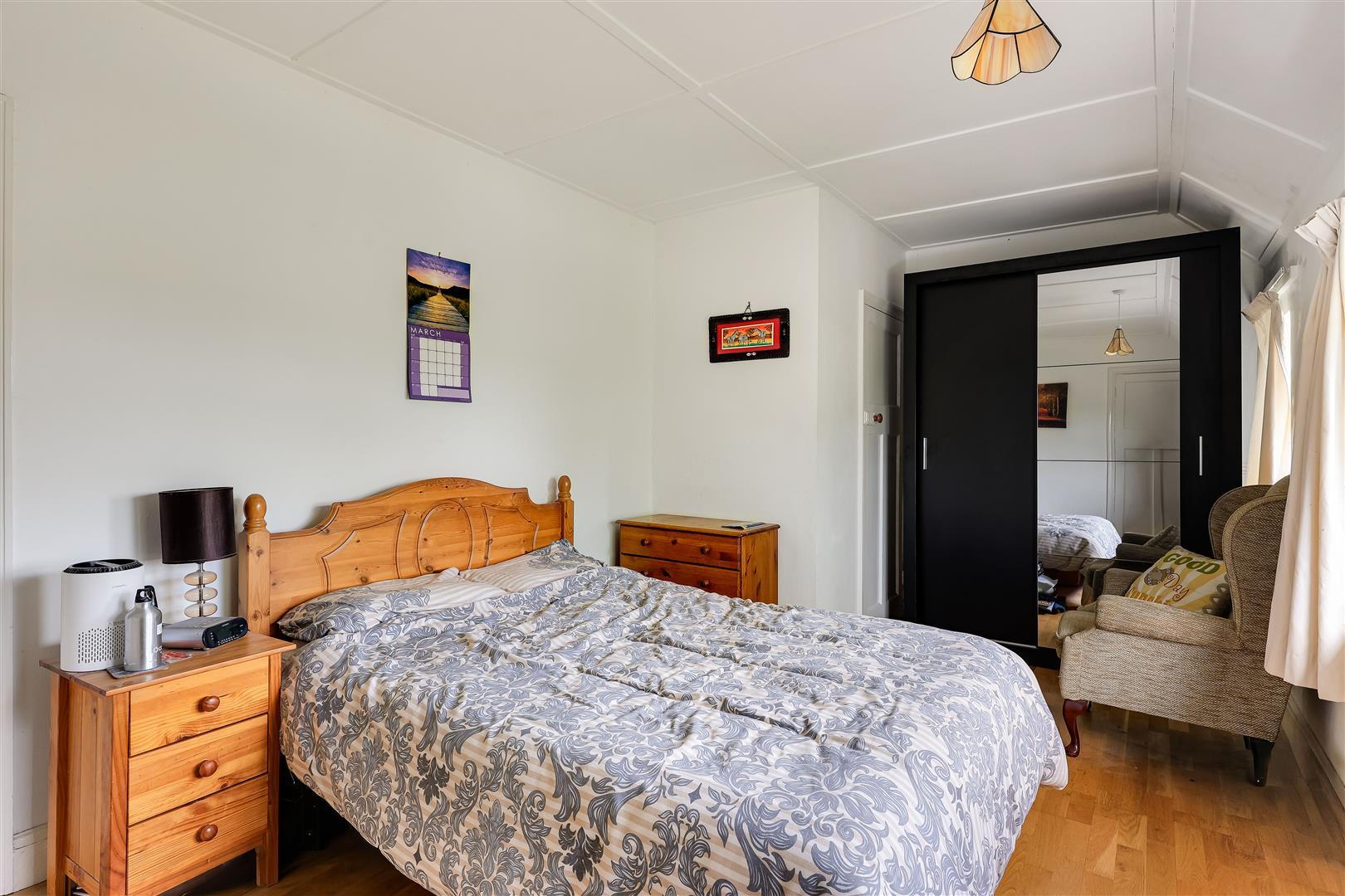 Property Image 63ec7096-f854-4710-90e2-6eea0b847125