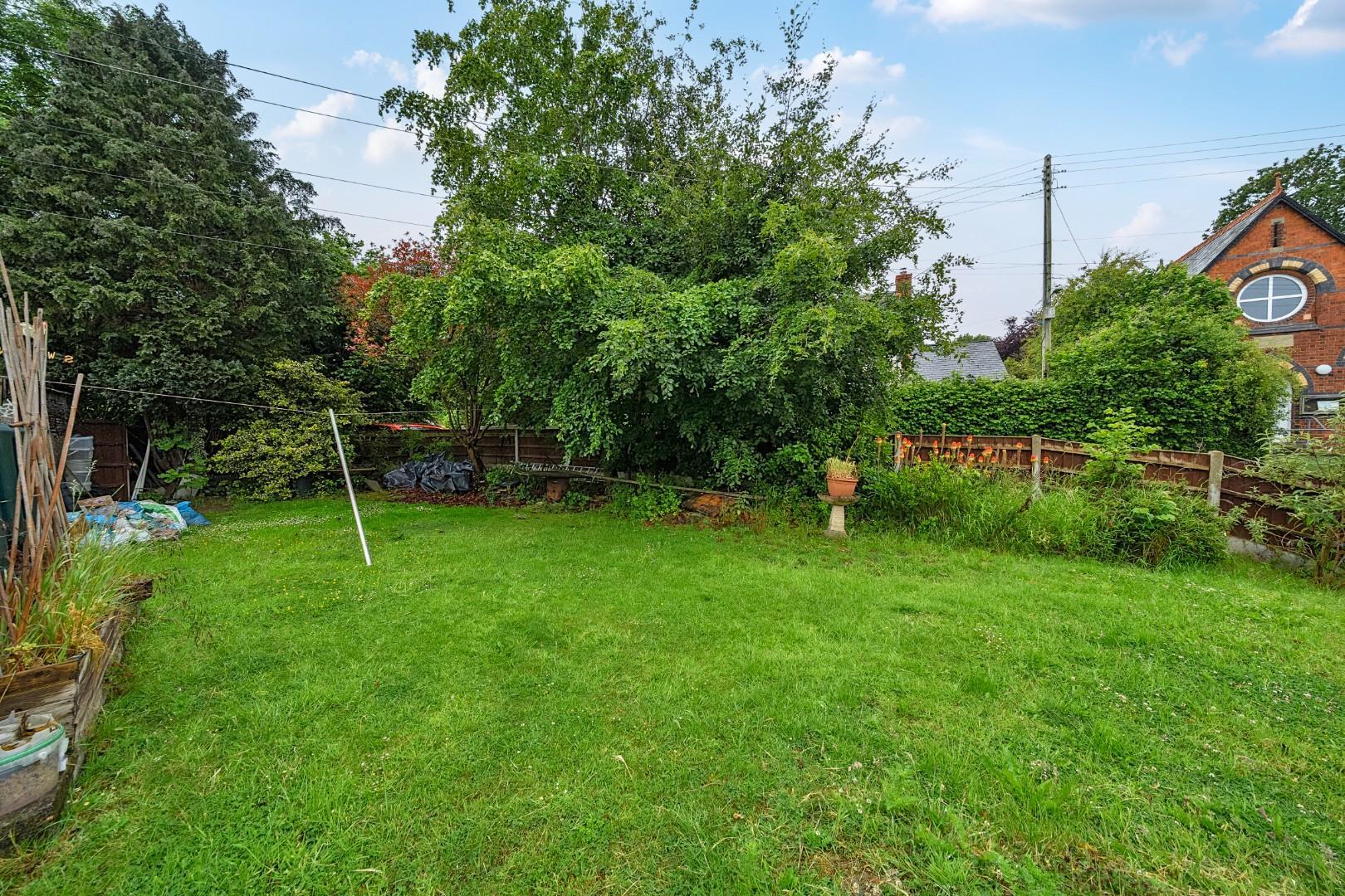 Property Image 63f98dcc-986b-4a4f-8b66-9d51ab20fe08
