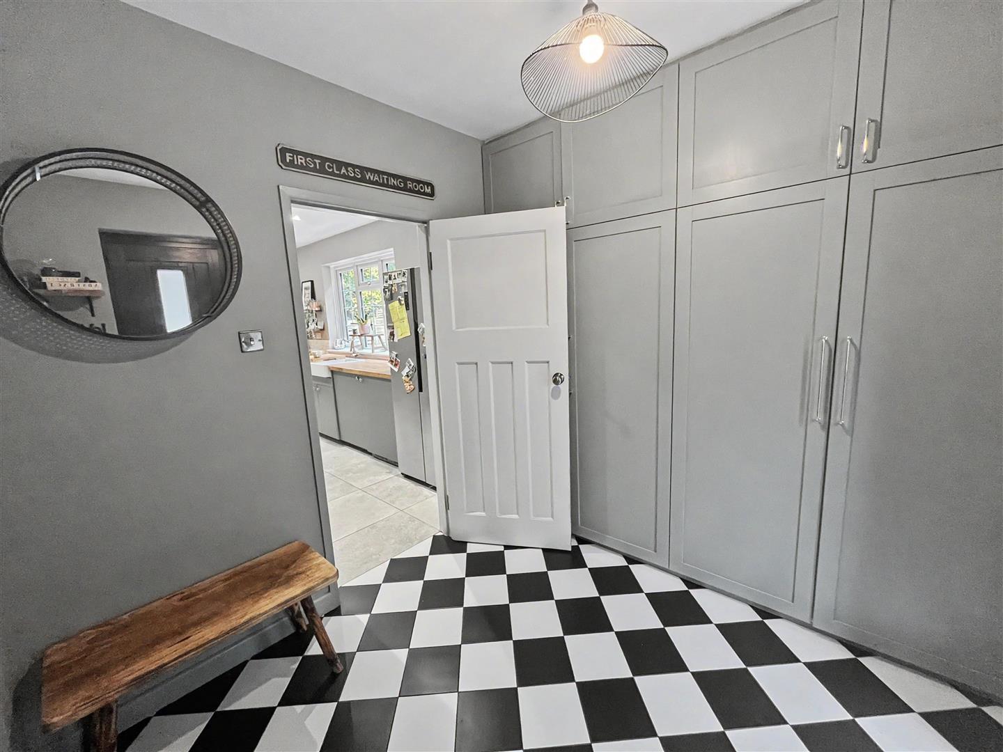 Property Image 641c6de5-4000-422c-9ac5-d8387068cacf