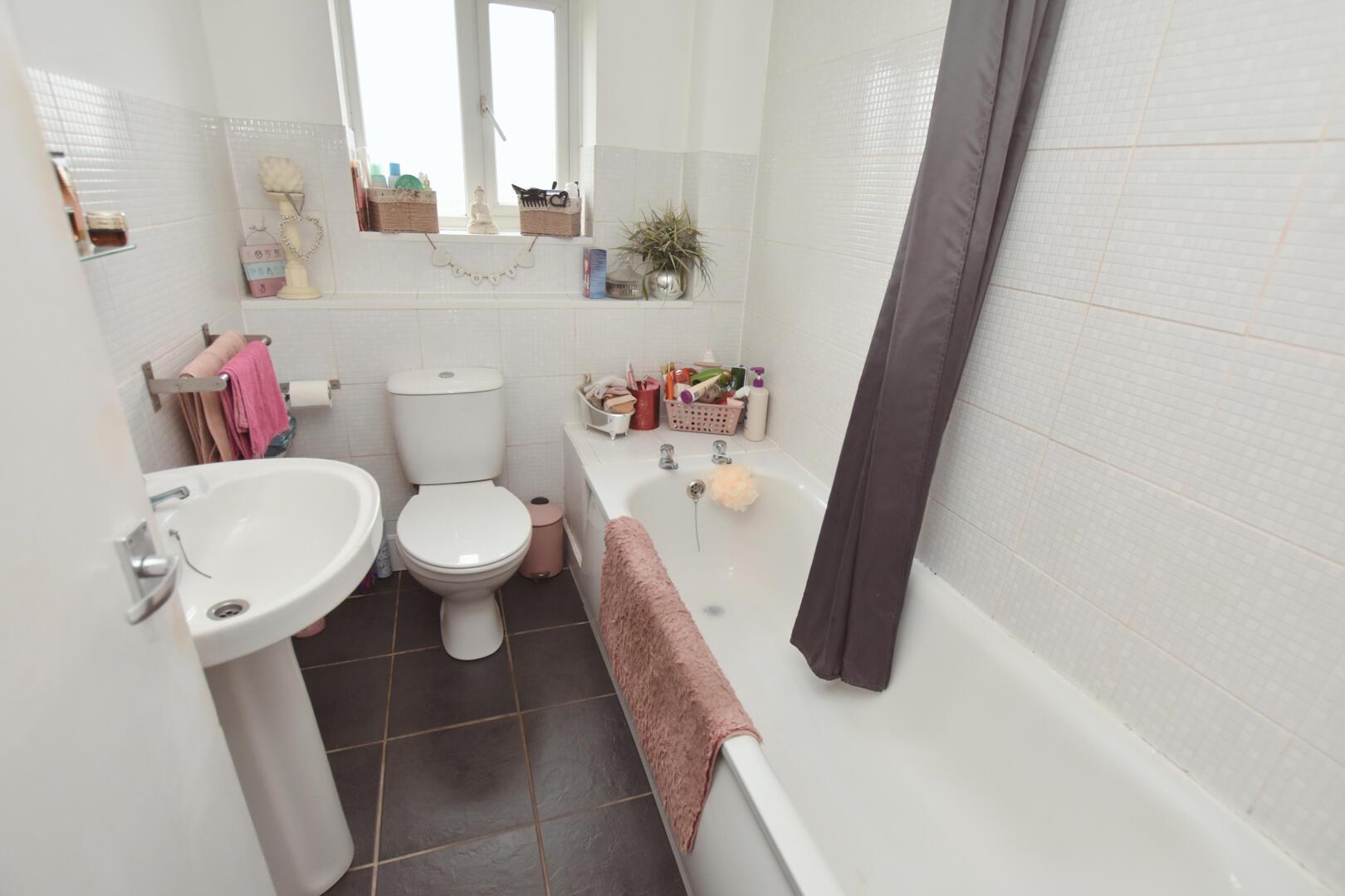 Property Image 641cfc4a-79c8-43a3-9d89-c93f78bb81eb